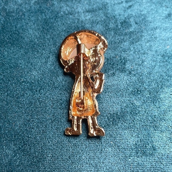Doctor brooch pin man - Picture 2 of 3